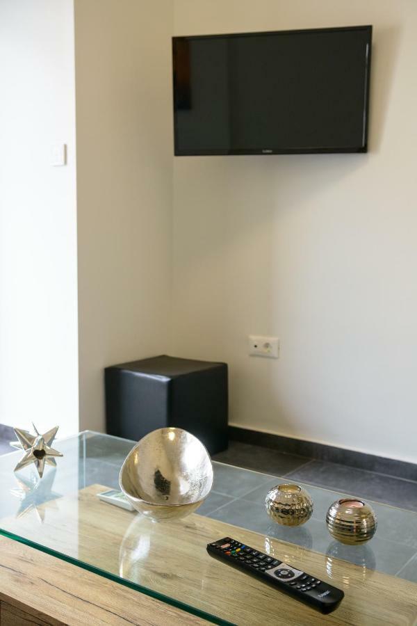 Luxury Studio Apartment In The City Center Agios Nikolaos  Exterior photo